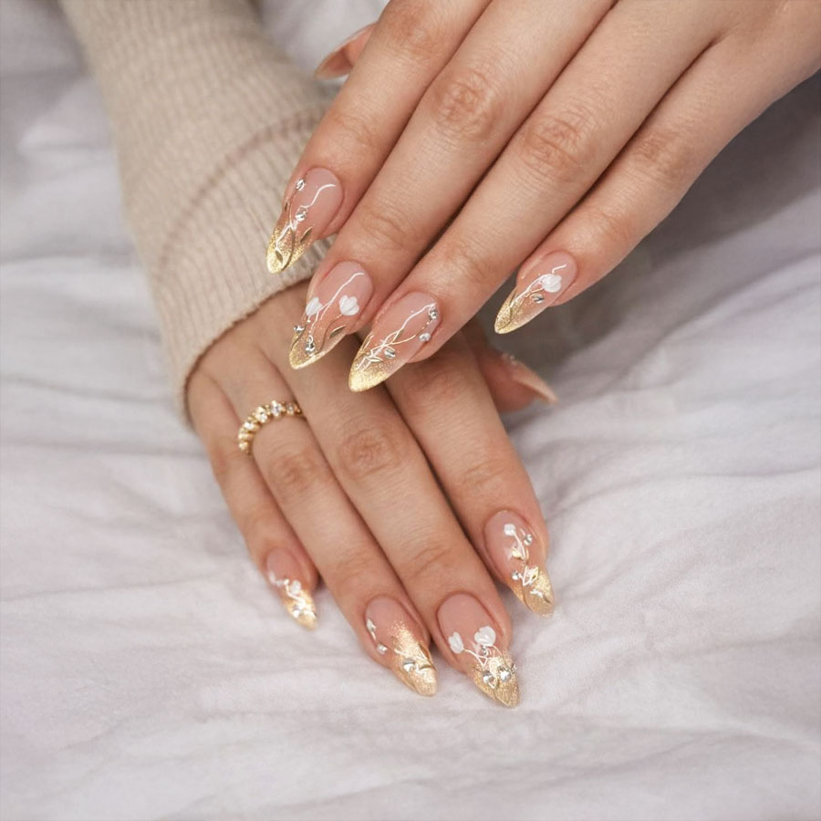 DYNASTY NAIL BAR